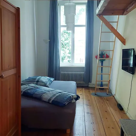 Ruhige Ferienwohnung In Kreuzberg Berlin Exterior photo